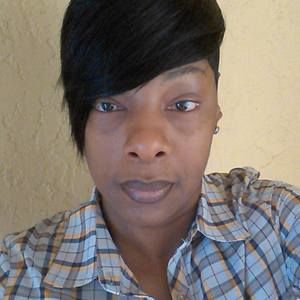 Meet your Posher, Beverly